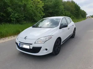 Renault Megane III 1.6 16V 100 Authentique 2010