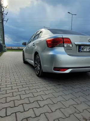 Toyota Avensis III 1.8 Active MS 2013