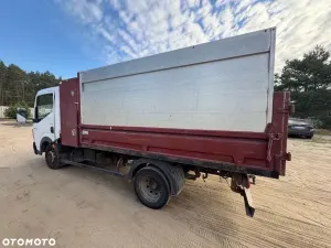 Renault Maxity 2011