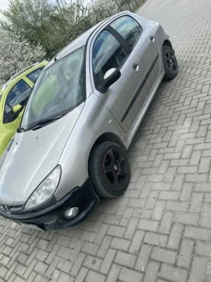 Peugeot 206 2004