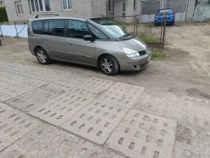 Renault Espace IV 2010