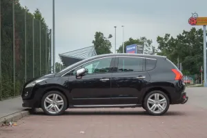 Peugeot 3008 I HDi FAP 150 Active 2012