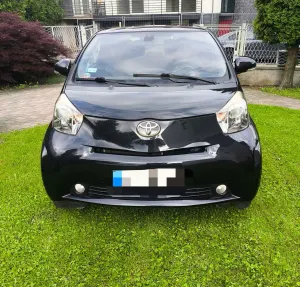 Toyota iQ 2009