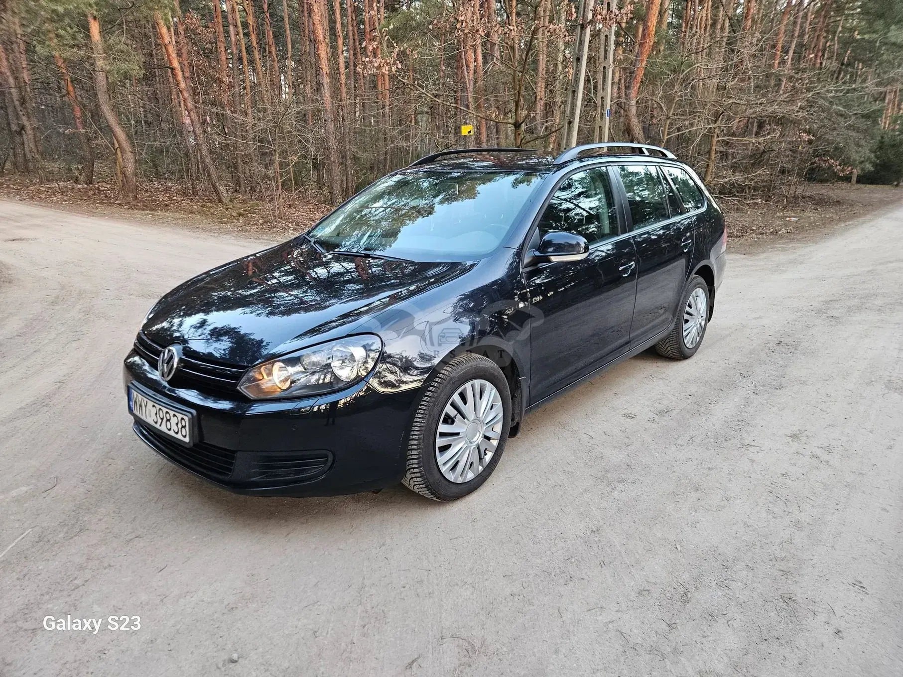 Volkswagen Golf VI 1.6 TDI Comfortline 2011