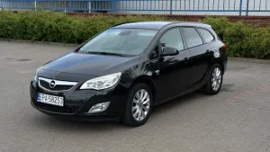 Opel Astra J 1.7 CDTI DPF 150 Jahre 2012