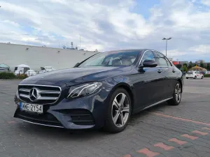 Mercedes-Benz E W213 300 9G-TRONIC 2018
