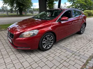Volvo V40 II D4 Inscription 2014