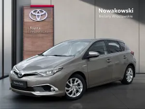 Toyota Auris II 2016