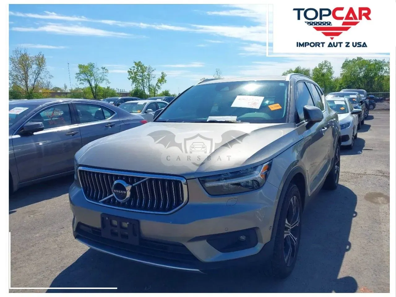Volvo XC40 2021