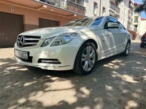 Mercedes-Benz E W212/W207 250 BlueEFFICIENCY 7G-TRONIC Avantgarde 2012
