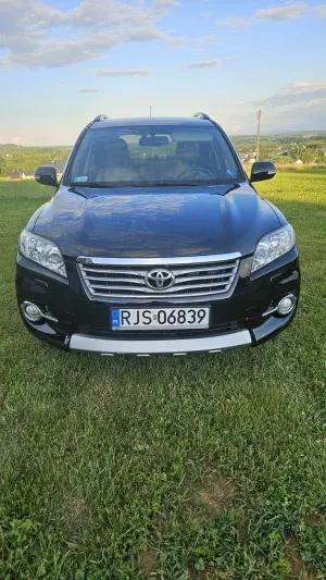 Toyota Rav4 III 2.2 D-CAT 2010 2010