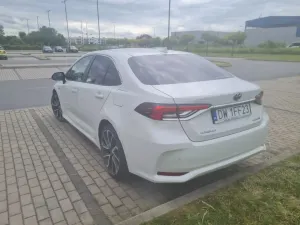 Toyota Corolla Seria E21 1.8 Hybrid Executive 2019
