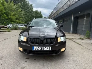 Skoda Superb II 2.0 TDI Family DSG 2013