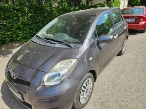 Toyota Yaris III 1.33 Luna 2011