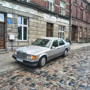 Mercedes-Benz E 1992