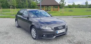Audi A4 B8 2.0 TDI 2011