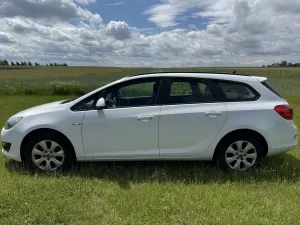 Opel Astra J 1.6 CDTI Enjoy 2015