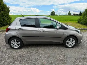 Toyota Yaris III 1.33 Premium 2015