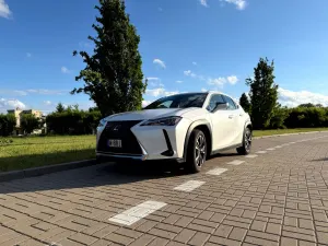Lexus UX 2019