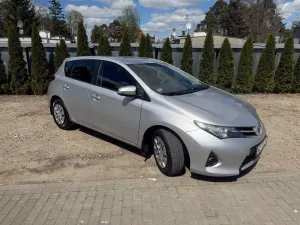 Toyota Auris II 1.33 VVT-i Active 2015
