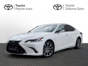 Lexus ES 2021