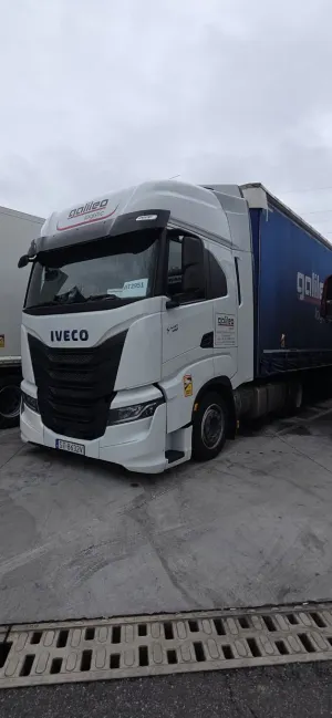 Iveco S-Way 2023