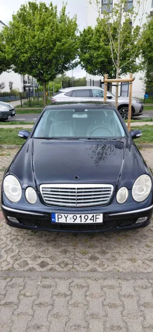 Mercedes-Benz E W211 2002