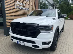 RAM 1500 5.7 eTorque Quad Cab Longbed Bighorn Black 2021