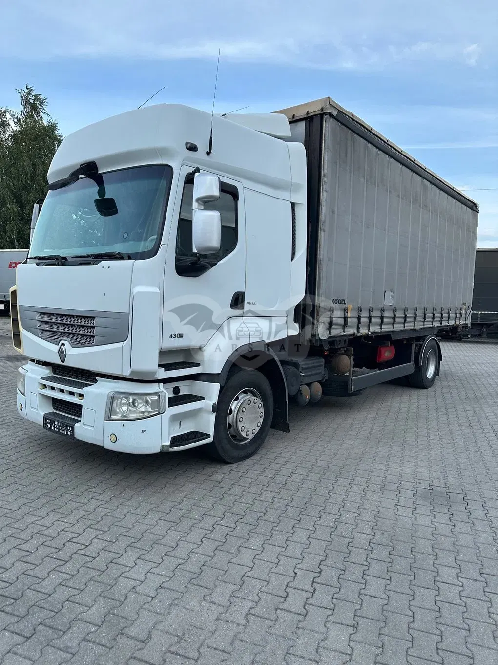 Renault Premium 2011