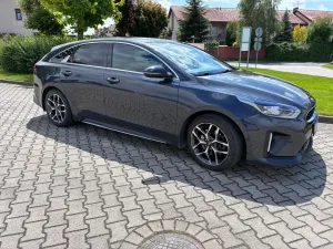 Kia Ceed 1.5 T-GDI GT Line 2021