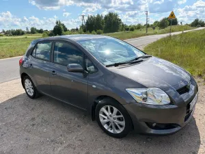 Toyota Auris I 1.4 D-4D 2010 2010