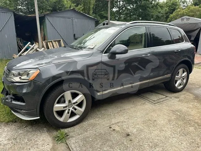 Volkswagen Touareg II 3.6 V6 FSI BMT 2013