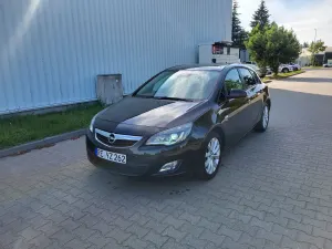 Opel Astra J 1.4 Turbo 2012