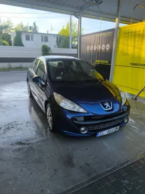 Peugeot 207 110 HDi FAP Filou 2007