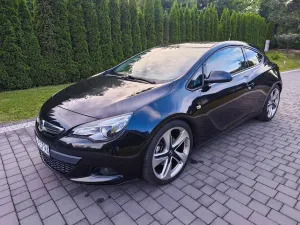 Opel Astra J 1.4 Turbo 2012