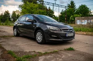 Opel Astra J 1.6 2015