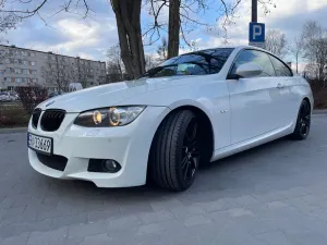 BMW 3 Series E90/E91/E92/E93 320d 2009