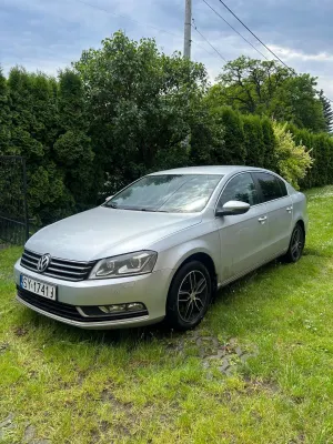 Volkswagen Passat B7 2.0 TDI DPF BlueMotion Technology Comfortline 2011