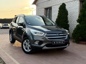 Ford Kuga II 2.0 TDCi 2x4 Titanium 2017