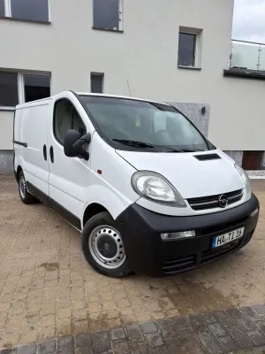 Opel Vivaro 2005