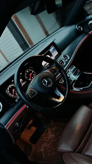 Mercedes-Benz E W213 220 d 9G-TRONIC 2017