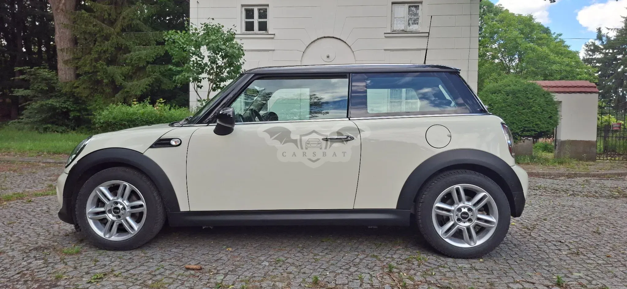 Mini Cooper Standard 2011