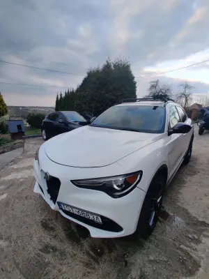Alfa Romeo Stelvio 2019