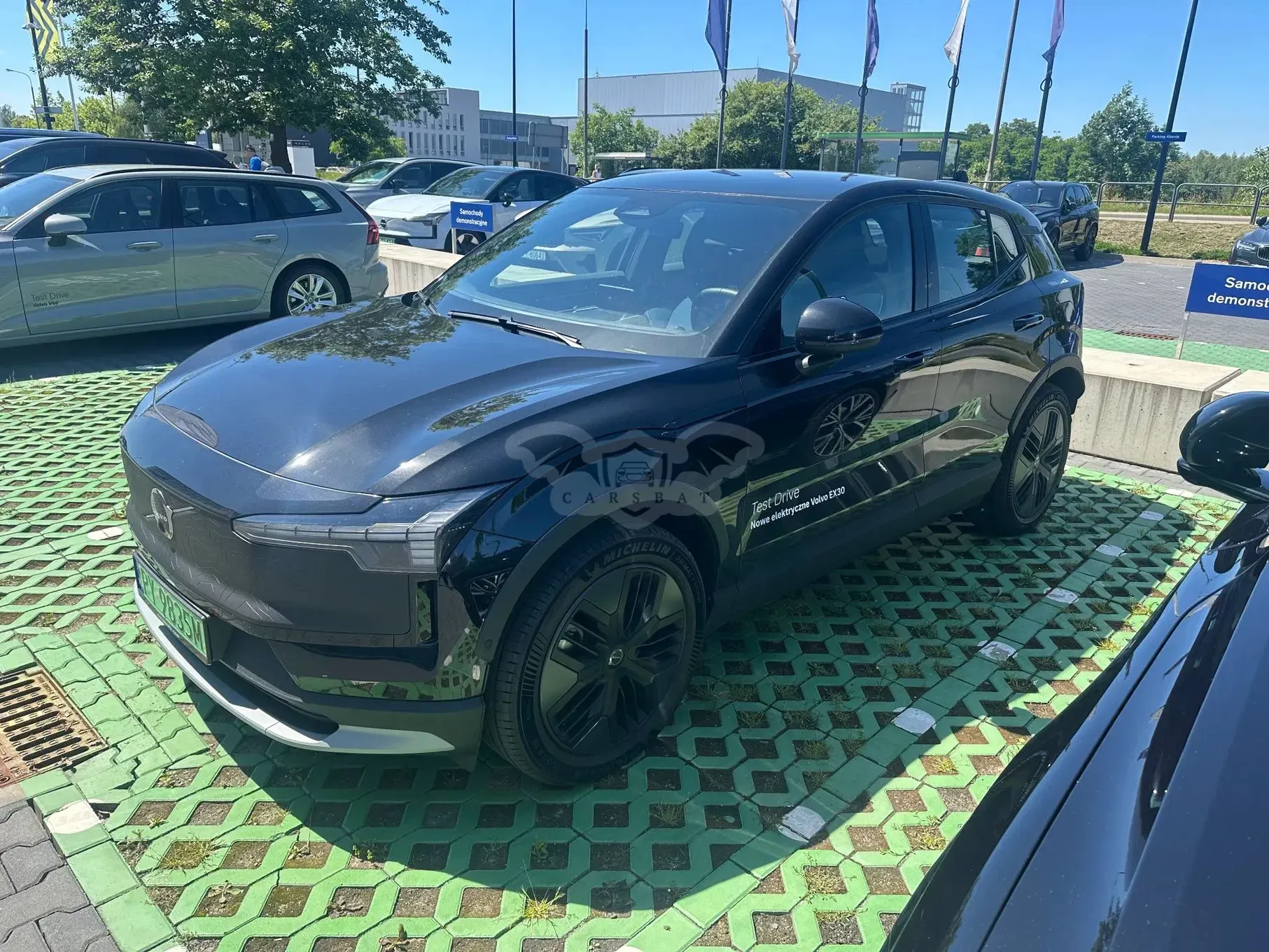 Volvo EX30 69kWh Twin Motor Ultra Black Edition 2026