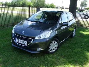 Peugeot 208 I 2015