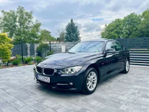 BMW 3 Series F30/F31 318d xDrive Sport Line 2013