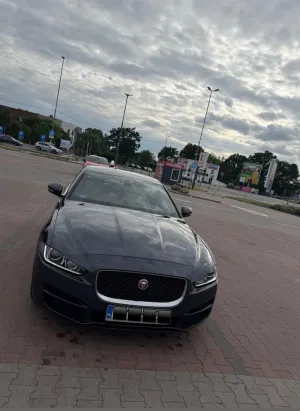 Jaguar XE 2.0 D AWD R-Sport 2018