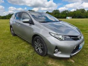 Toyota Auris II 1.8 HSD Luna 2014