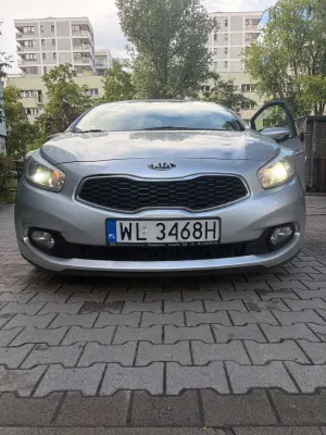 Kia Ceed II (2012-) 1.4 CRDi L 2012