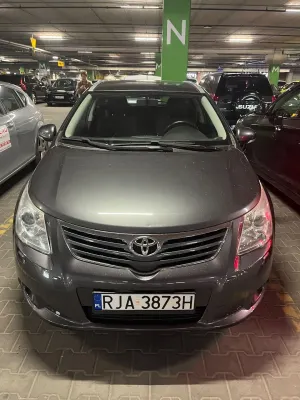 Toyota Avensis III 2.0 D-4D Executive 2012